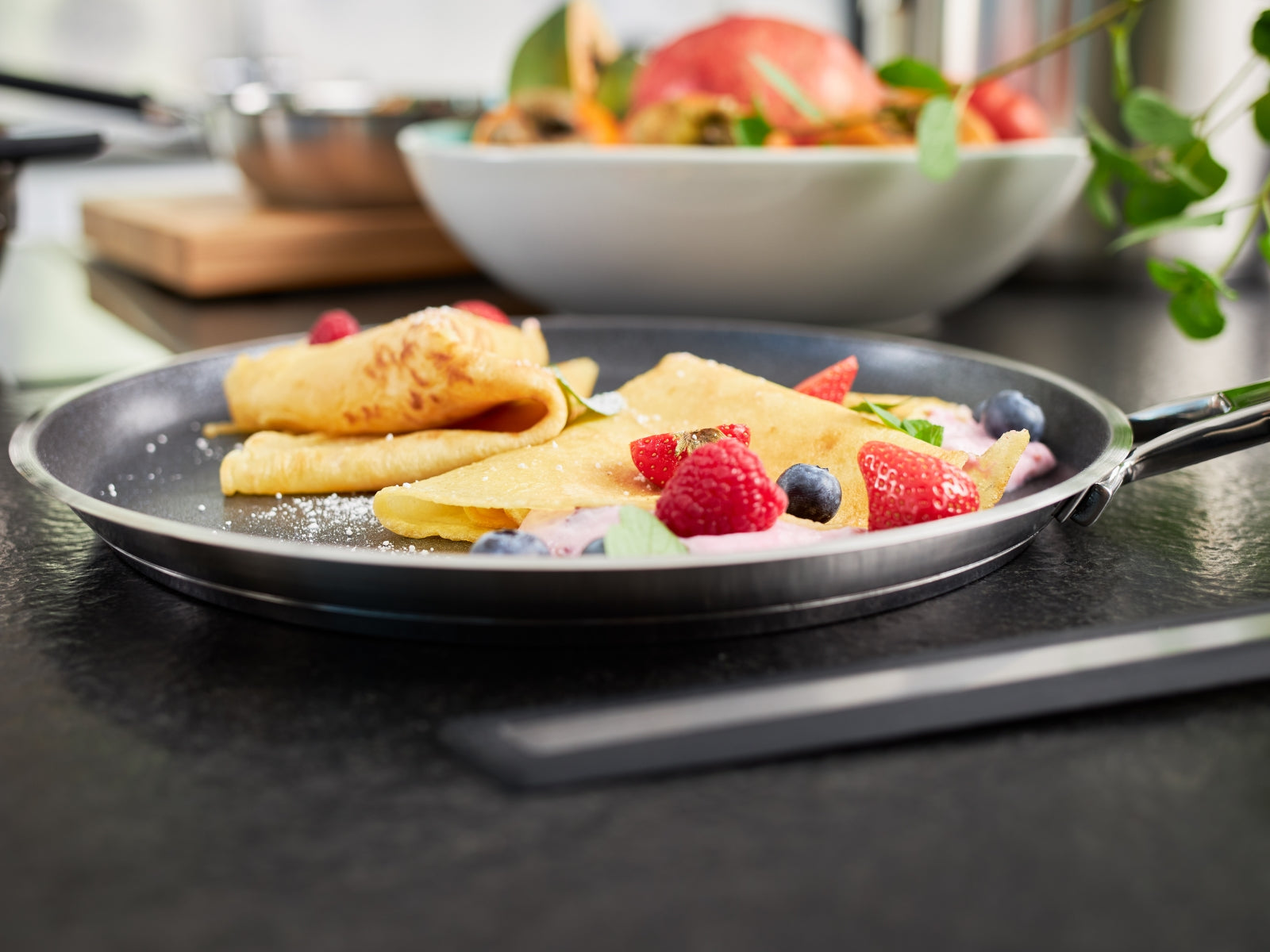 Rösle Silence® Pro Crêpes Pfanne mit Antihaftvser. 28 cm - Produktbild 2