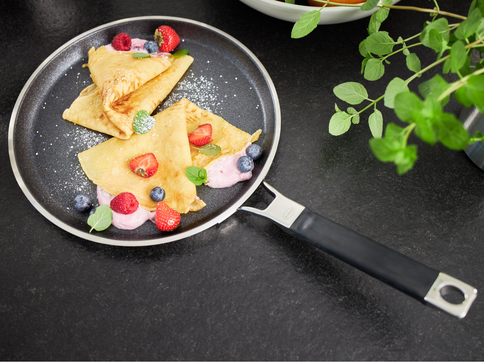 Rösle Silence® Pro Crêpes Pfanne mit Antihaftvser. 28 cm - Produktbild 3