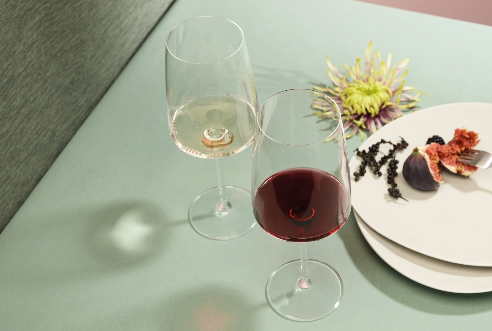 ZWIESEL GLAS Vivid Senses Weinglas kraftvoll & würzig Set 2tlg - Produktbild 4