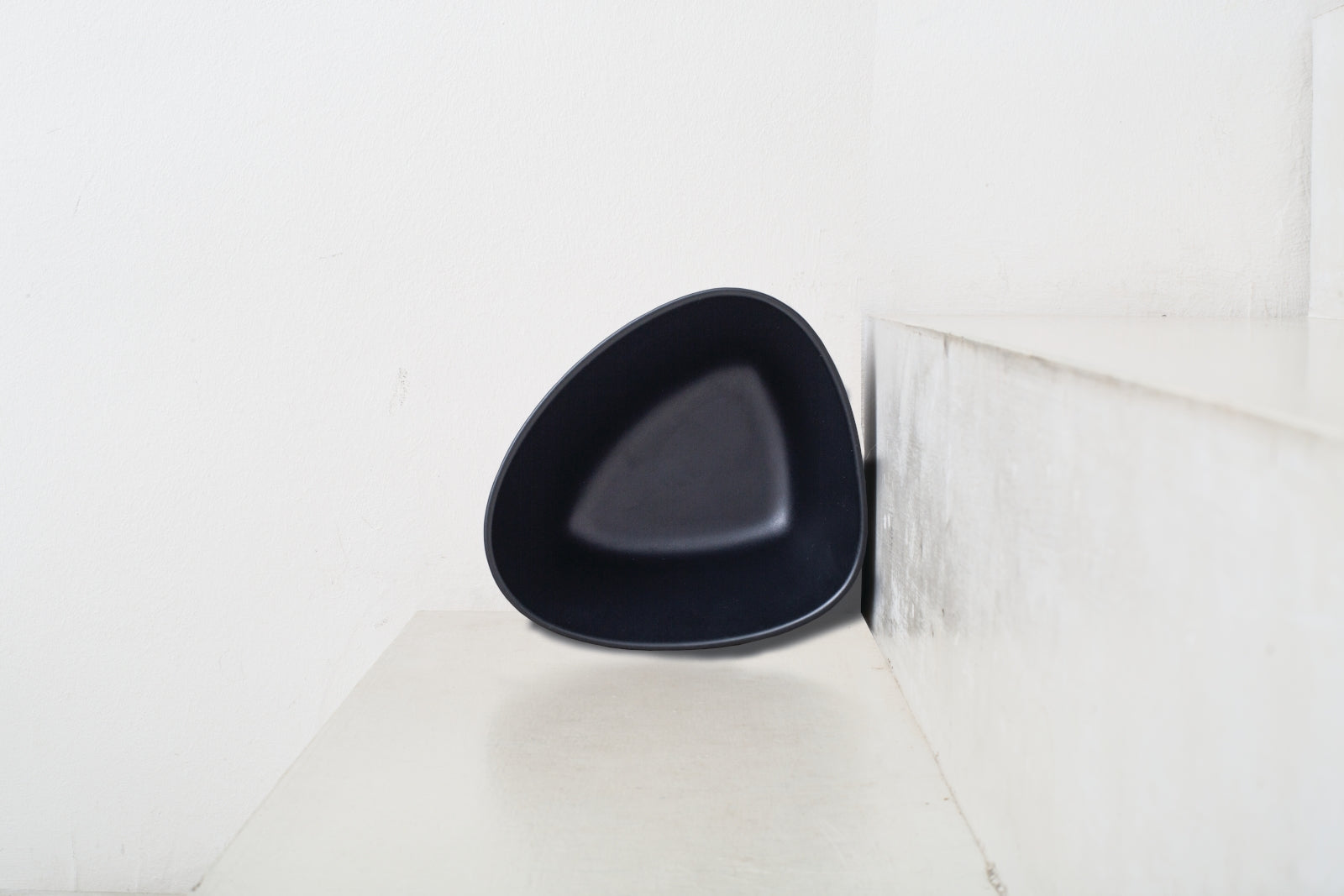 LIND DNA Curve Stoneware Bowl M black - Produktbild 5