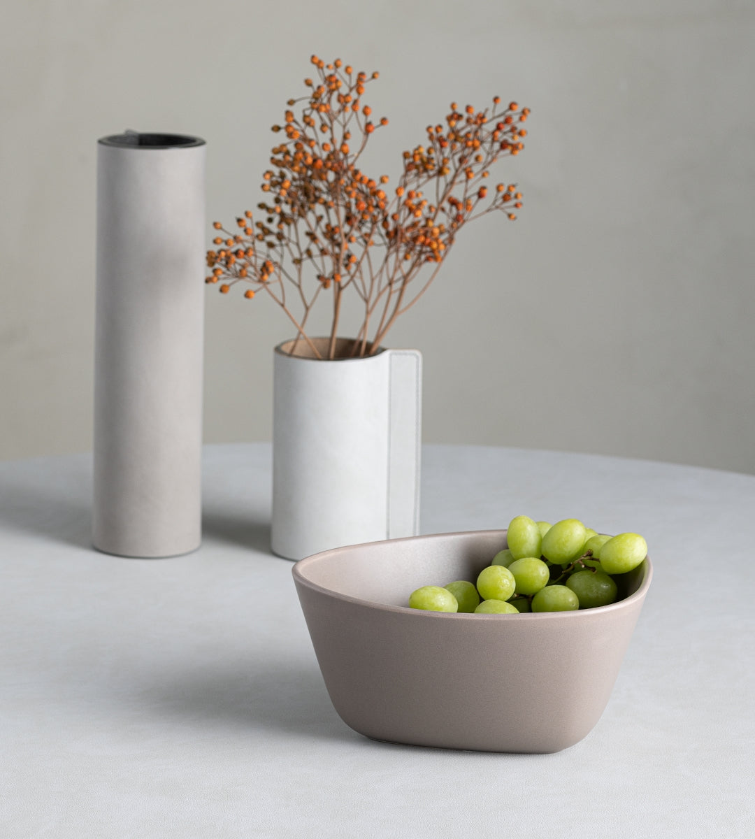 LIND DNA Curve Stoneware Bowl M warm grey - Produktbild 5