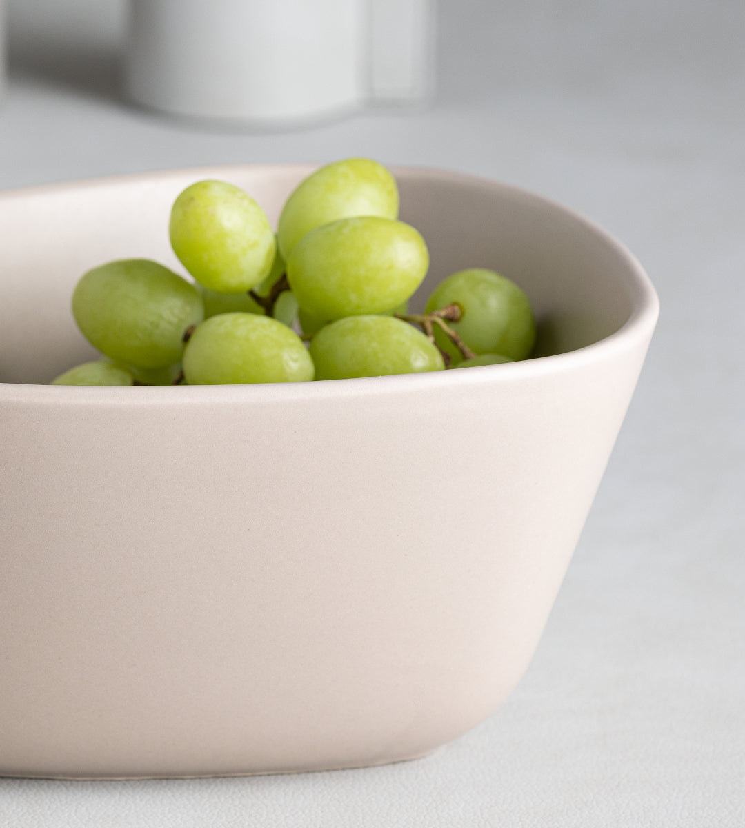 LIND DNA Curve Stoneware Bowl M sand - Produktbild 5