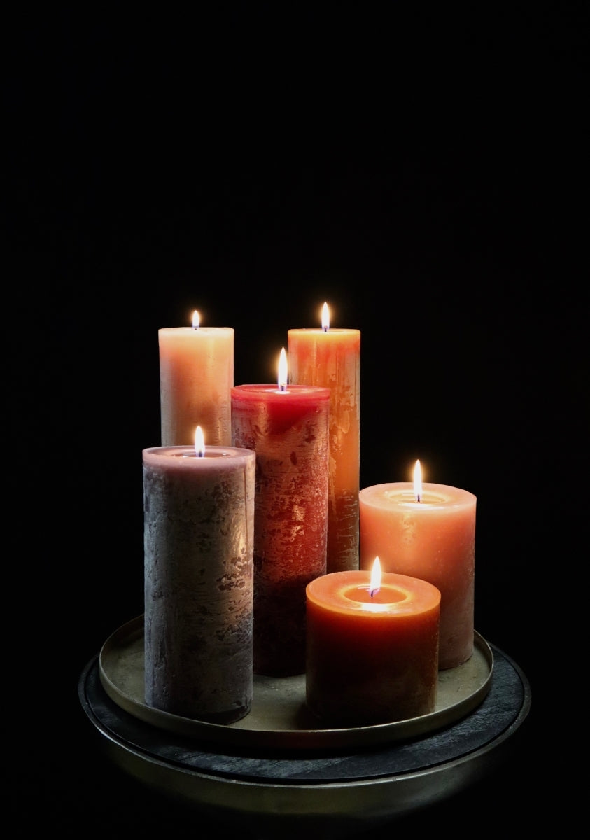 Dekocandle Zylinder-Kerze crimson Ø 8,6 x 20 cm (1 Stück) - Produktbild 2