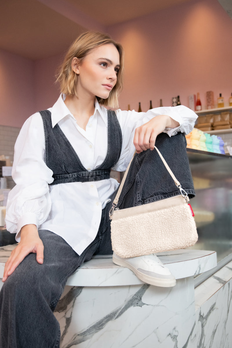 reisenthel mini pouch teddy sand - Produktbild 6