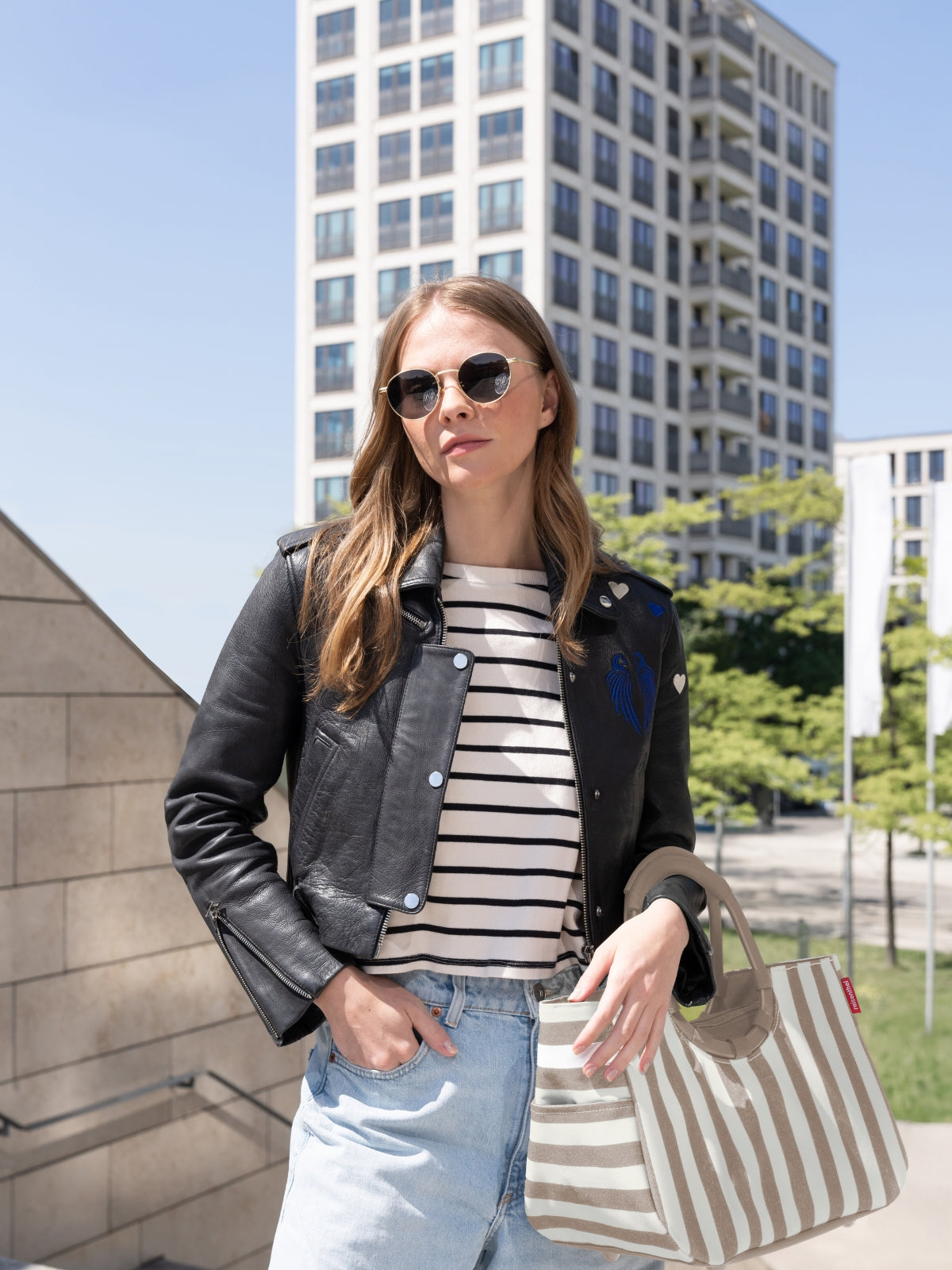 reisenthel loopshopper M summerstripes coffee - Produktbild 9
