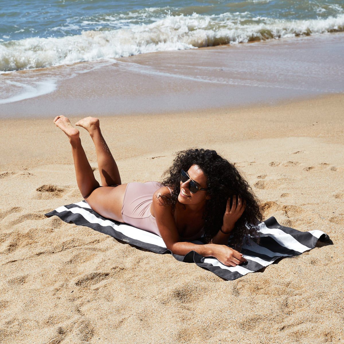 Dock & Bay Beach Towel L Kamari Charcoal 160x90cm - Produktbild 9