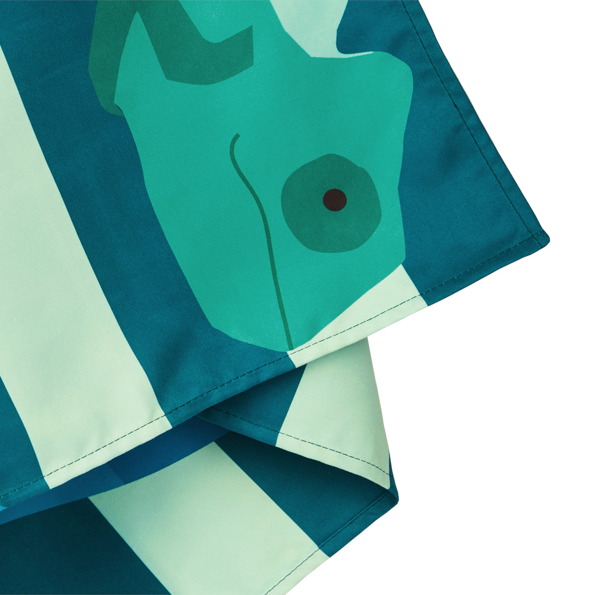 Dock & Bay Kids Beach Towel M Karma Chameleon 130x70cm - Produktbild 4