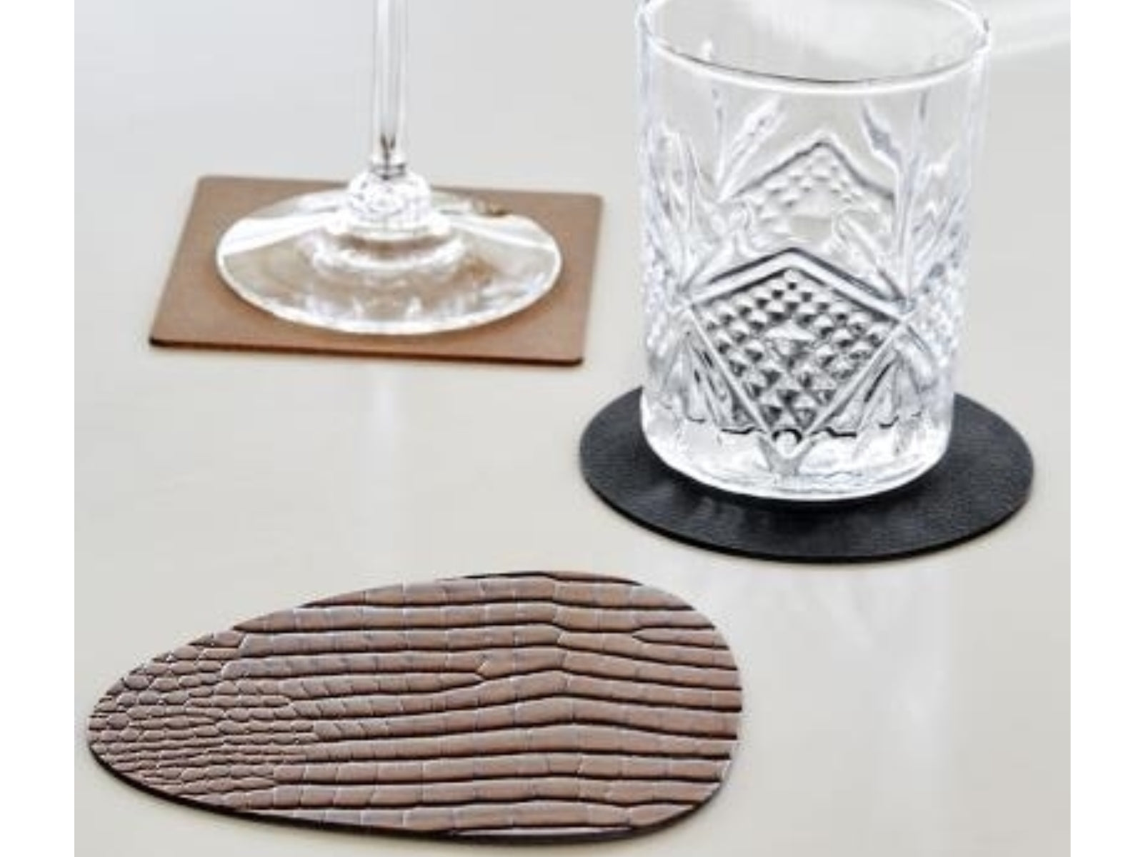 LIND DNA HIPPO Untersetzer Curve white-grey 11 x 13 cm - Produktbild 2