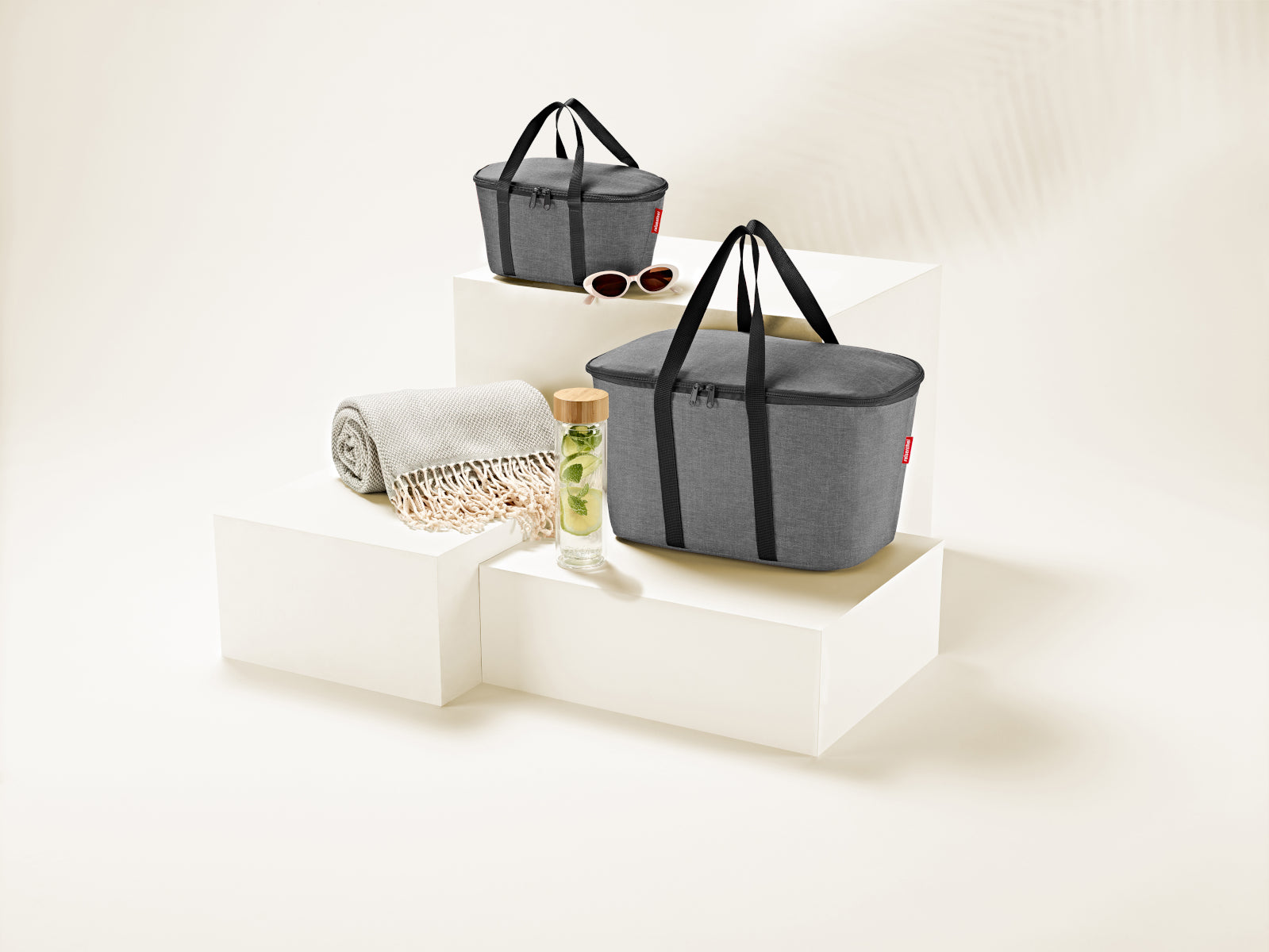 reisenthel coolerbag XS twist silver - Produktbild 5