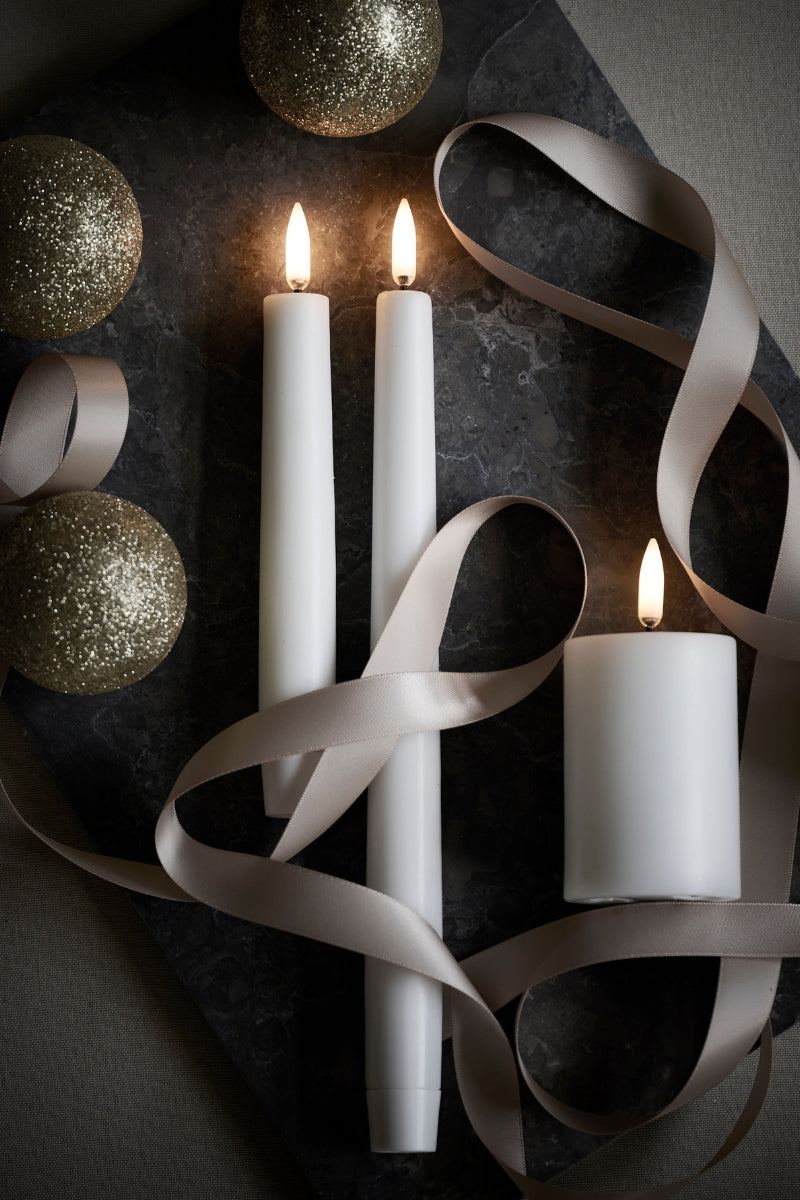 UYUNI LIGHTING Pillar LED-Kerze Smooth nordic white 10cm - Produktbild 9