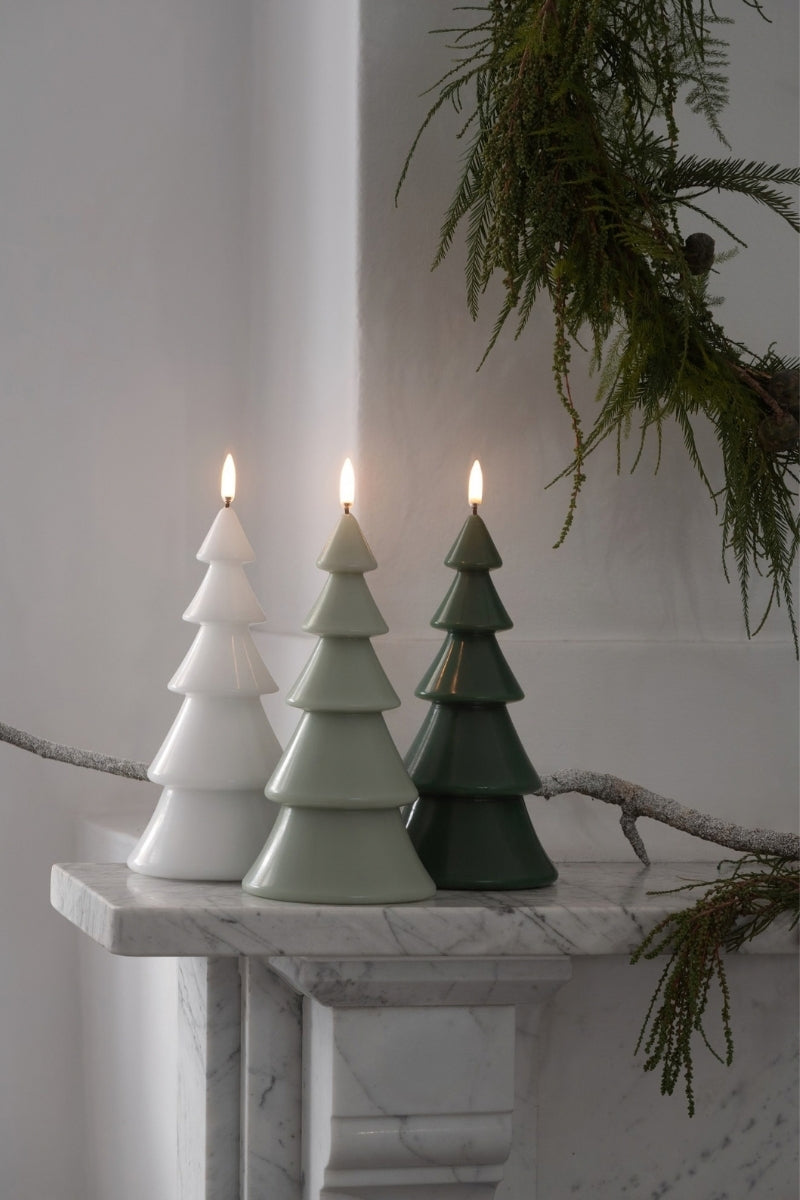 UYUNI LIGHTNING LED-Kerze Christmas tree Smooth sage green 20cm - Produktbild 4