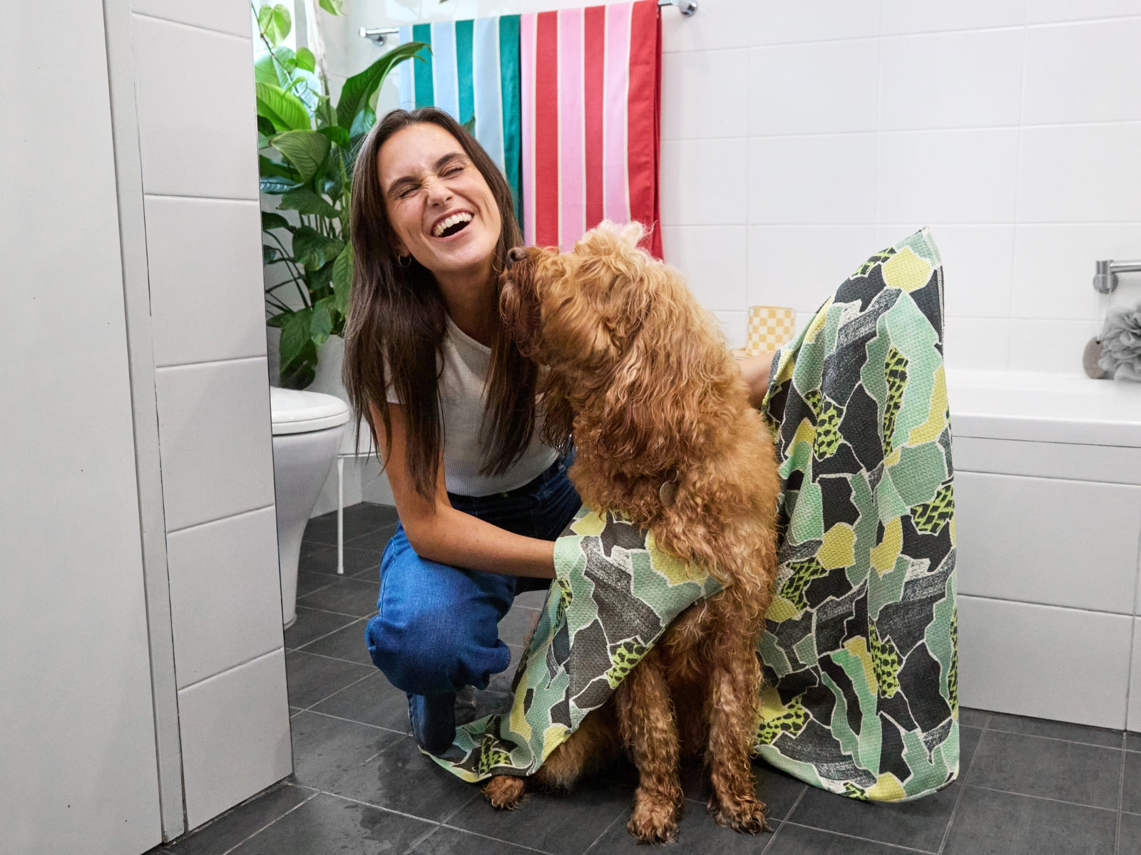 Dock & Bay Hundehandtuch L Undercover Walkies 120x70cm - Produktbild 9
