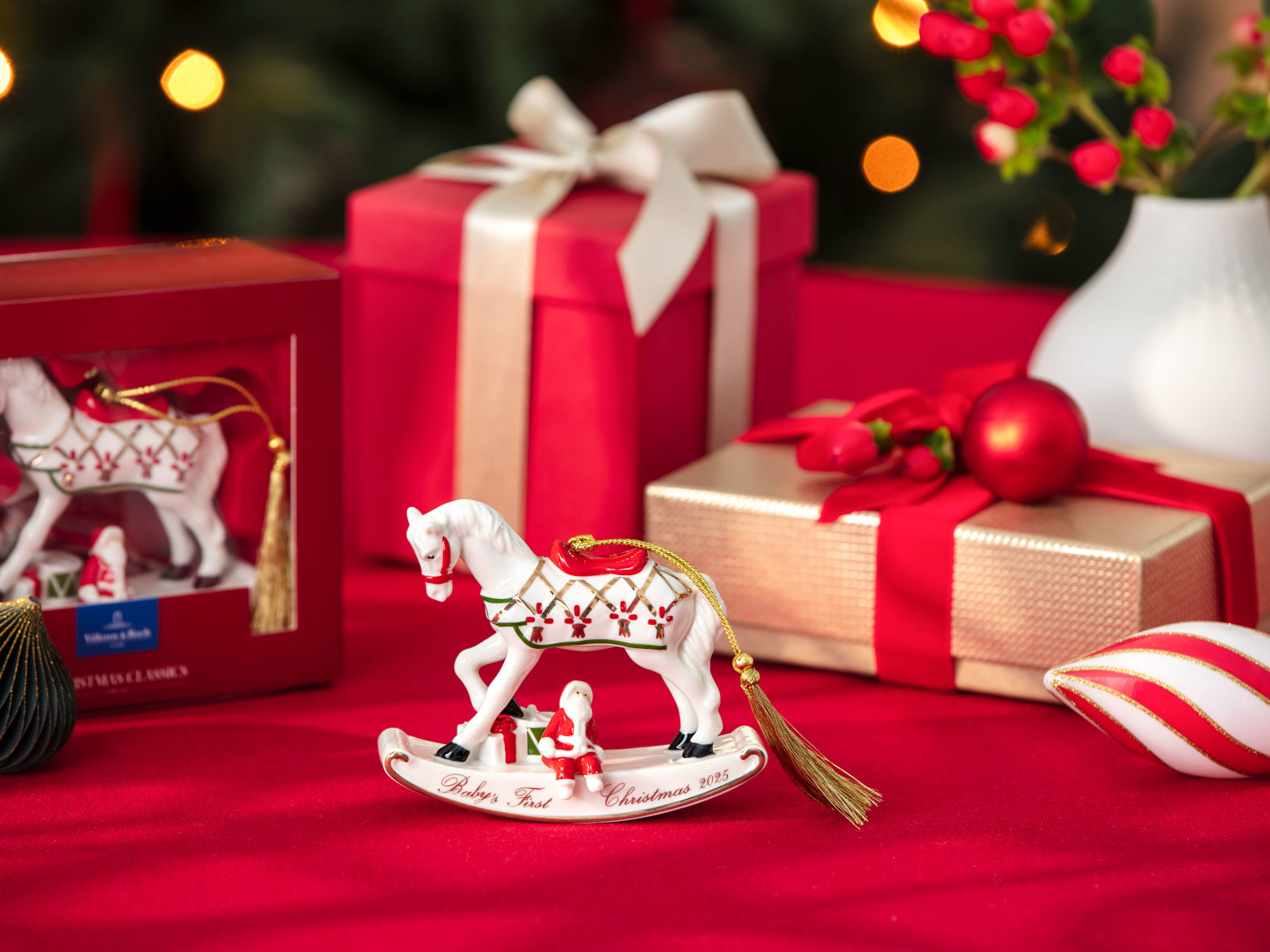 Villeroy & Boch Christmas Classics Ornament Schaukelpferd 2025 - Produktbild 2