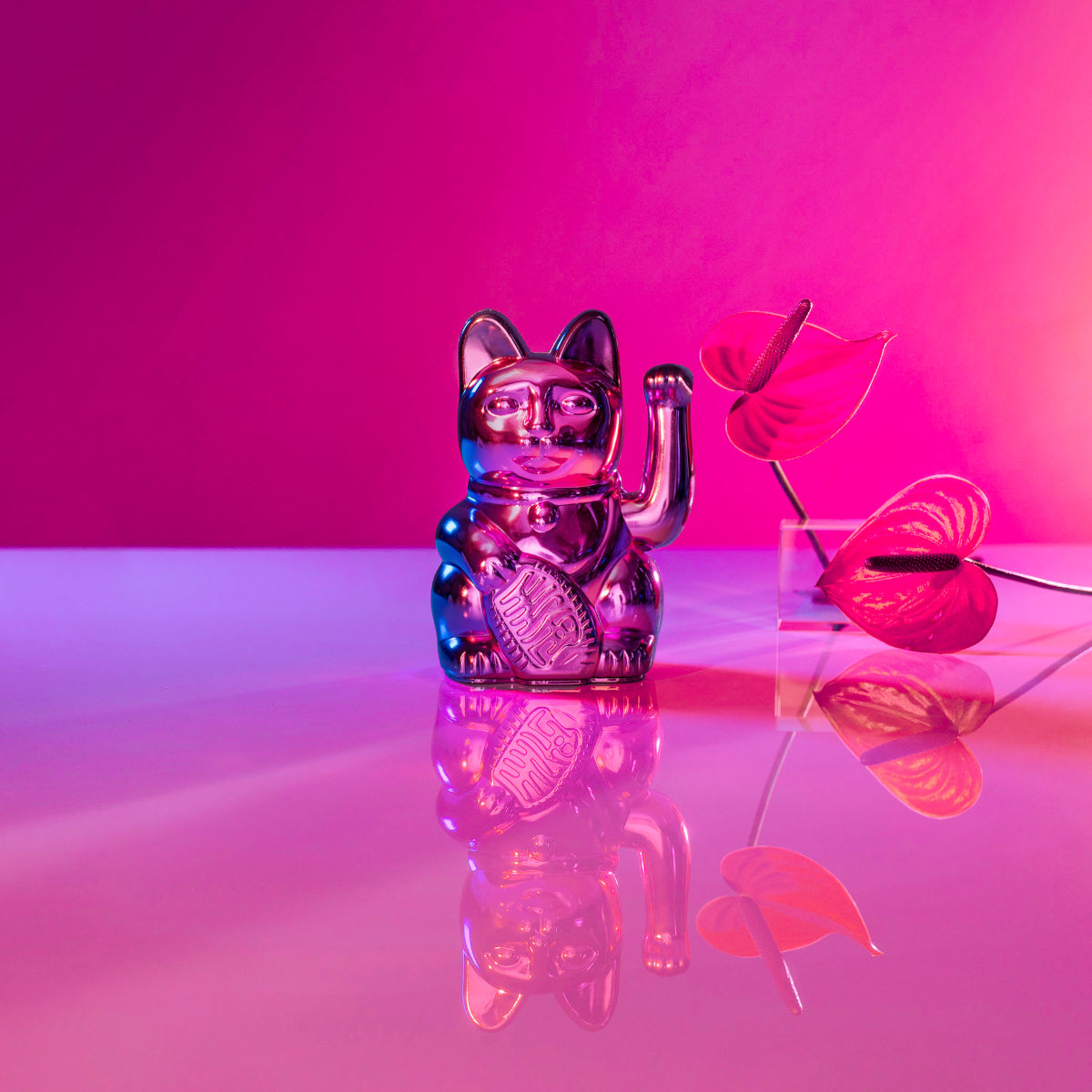 Donkey Products Lucky Cat Cosmic Winkekatze shiny pink 15cm - Produktbild 5