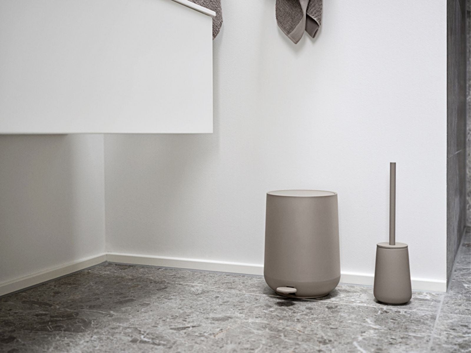Zone Denmark Nova One Pedaleimer taupe 3L - Produktbild 2