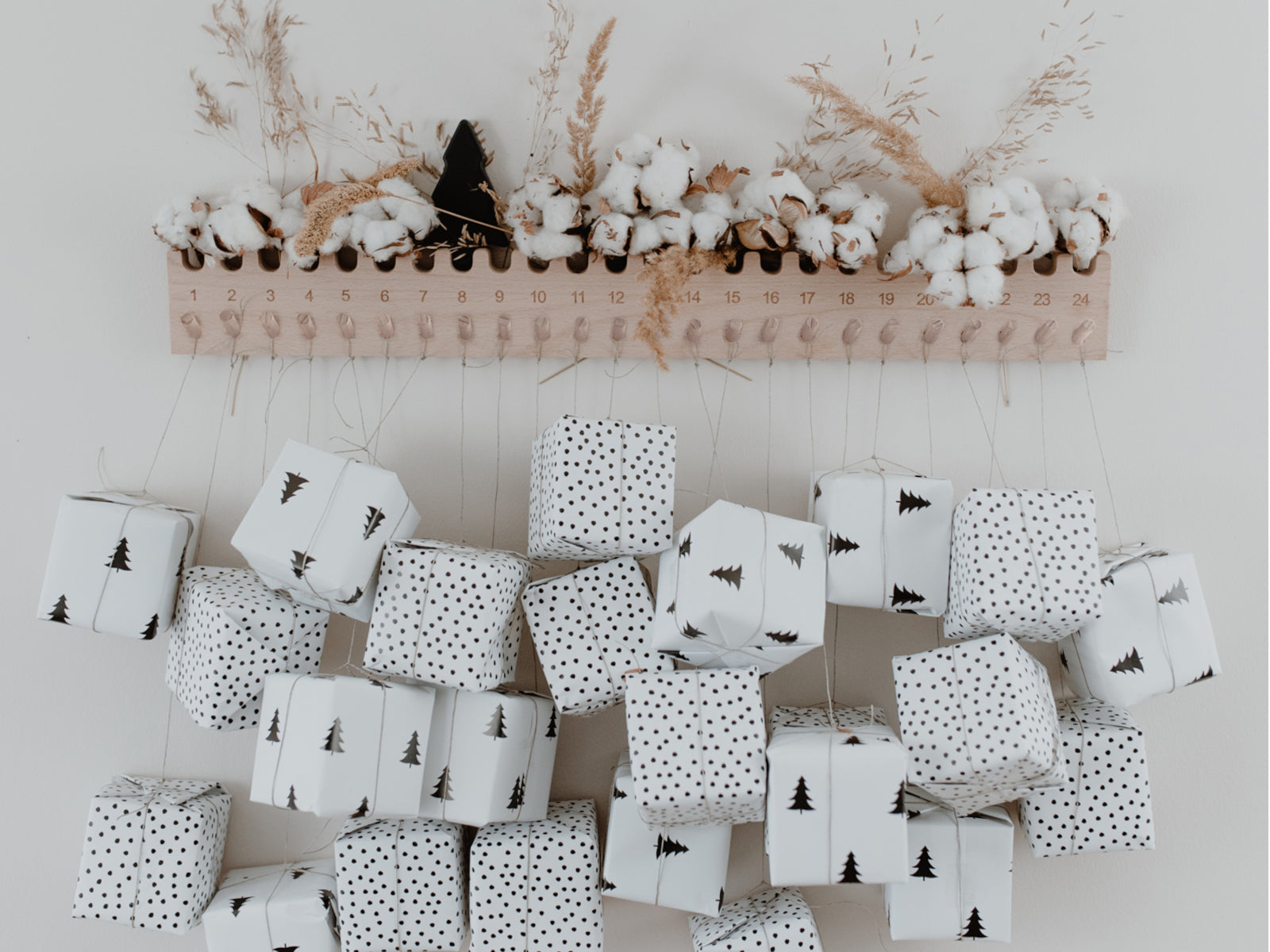 Eulenschnitt Adventskalender aus Buche Tanne  55cm - Produktbild 2