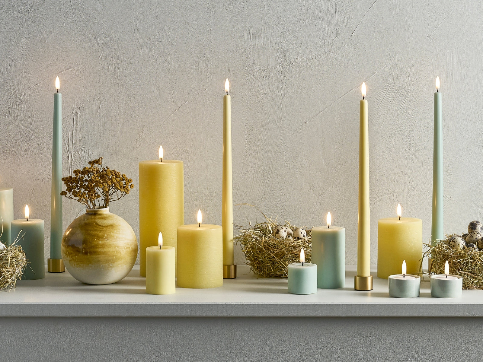 UYUNI LIGHTING Pillar LED-Kerze Rustic wheat yellow 15,2cm - Produktbild 3