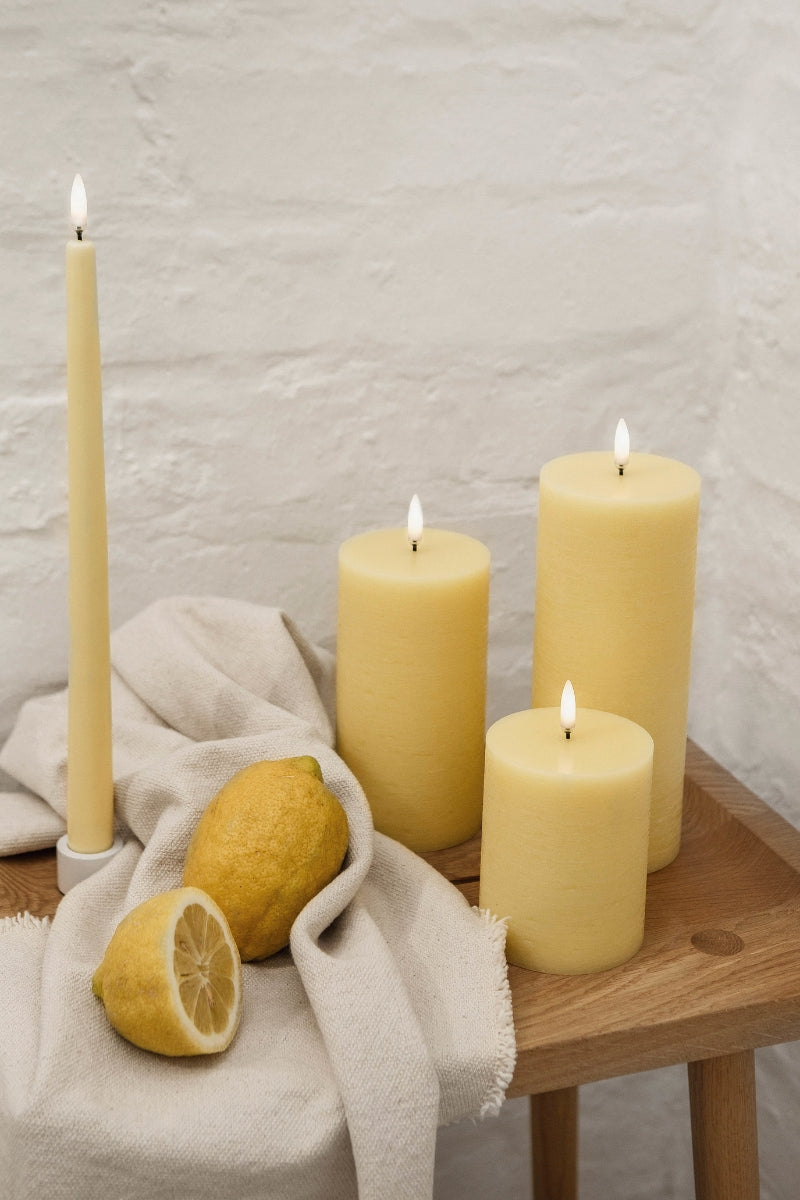 UYUNI LIGHTING Pillar LED-Kerze Rustic wheat yellow 10,1cm - Produktbild 7